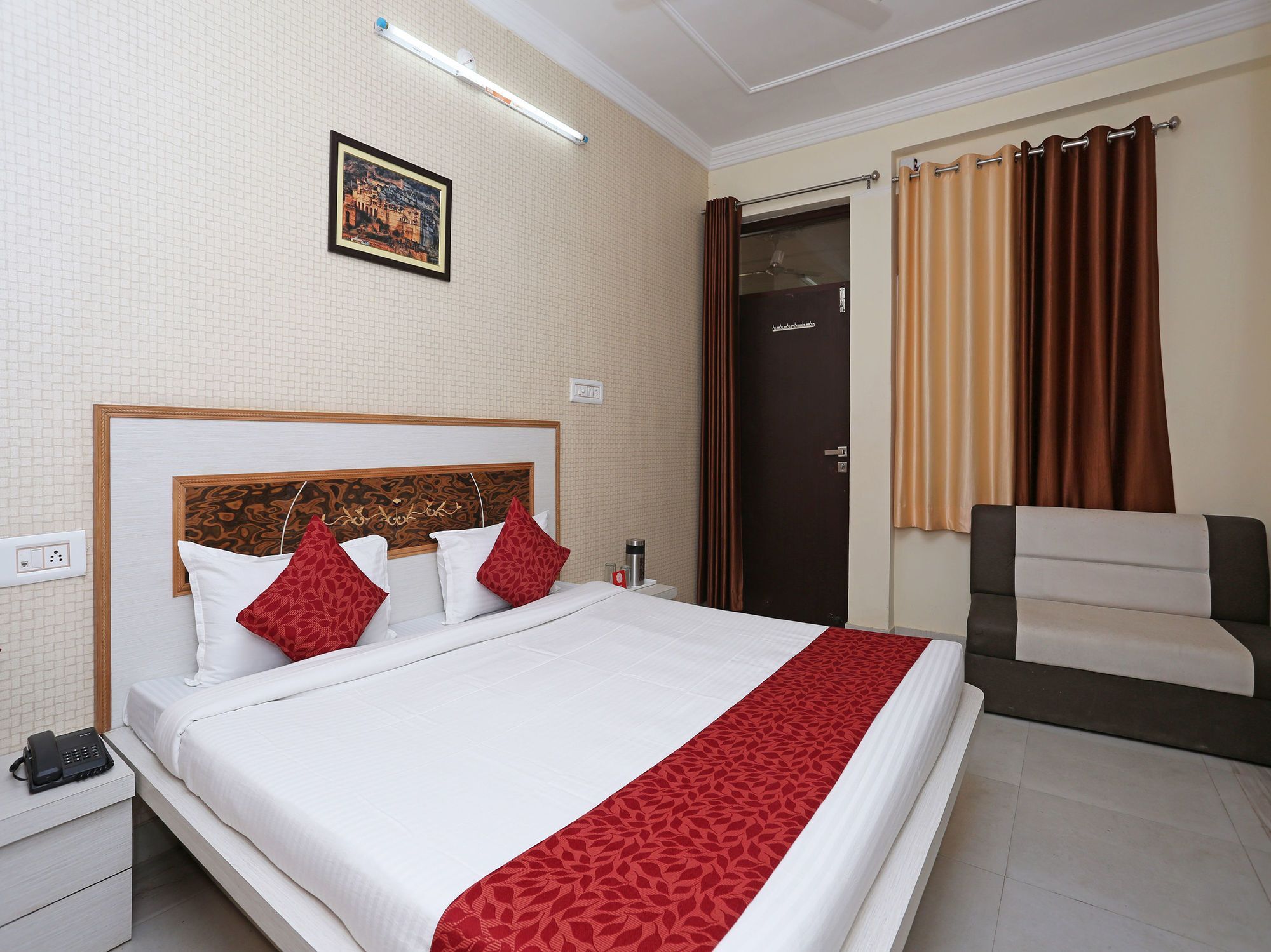 Oyo 10104 Radhika Resort Kota  Ngoại thất bức ảnh